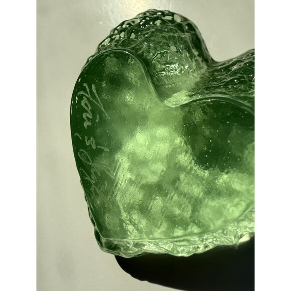 Vintage Rare Fire & Light Recycled Glass Heart  Celery Green Paperweight Signed - Picture 5 of 5